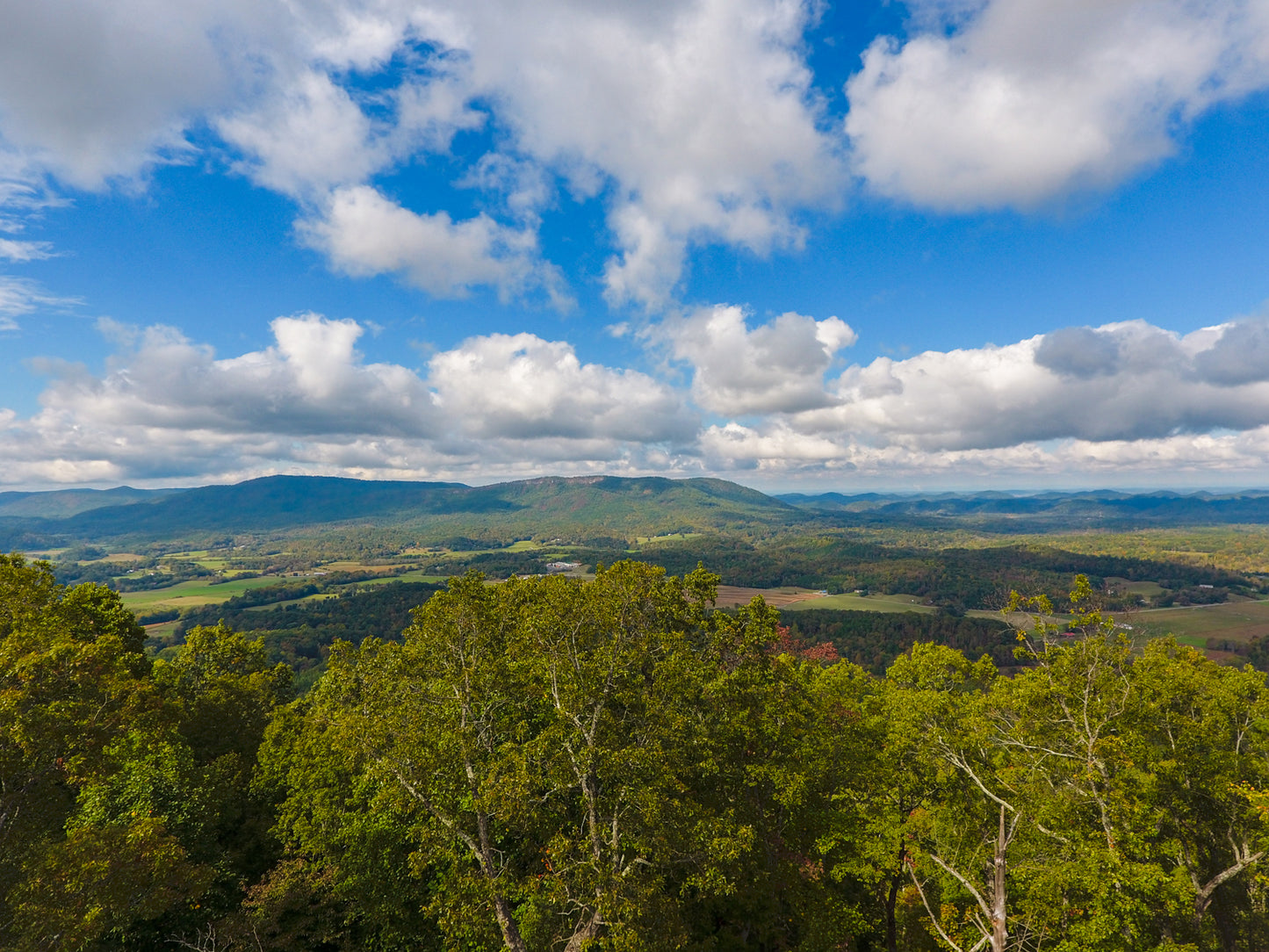 5 Days / 4 Nights All-Inclusive Mountaintop Yoga, Strength, Beauty & Spa Therapy Retreat w/ 3 Free Gifts in the Tennessee Smoky Mountains