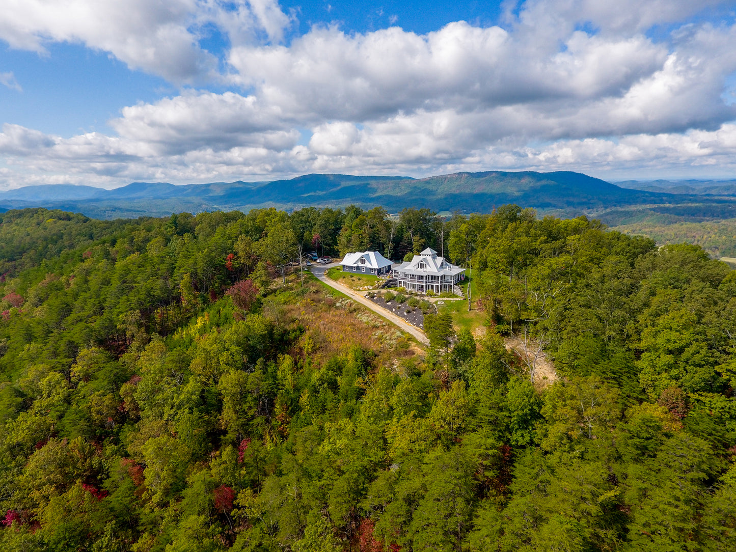 4 Days & 3 Nights All-Inclusive Yoga, Hiking, Spa & Meditation Retreat for Women