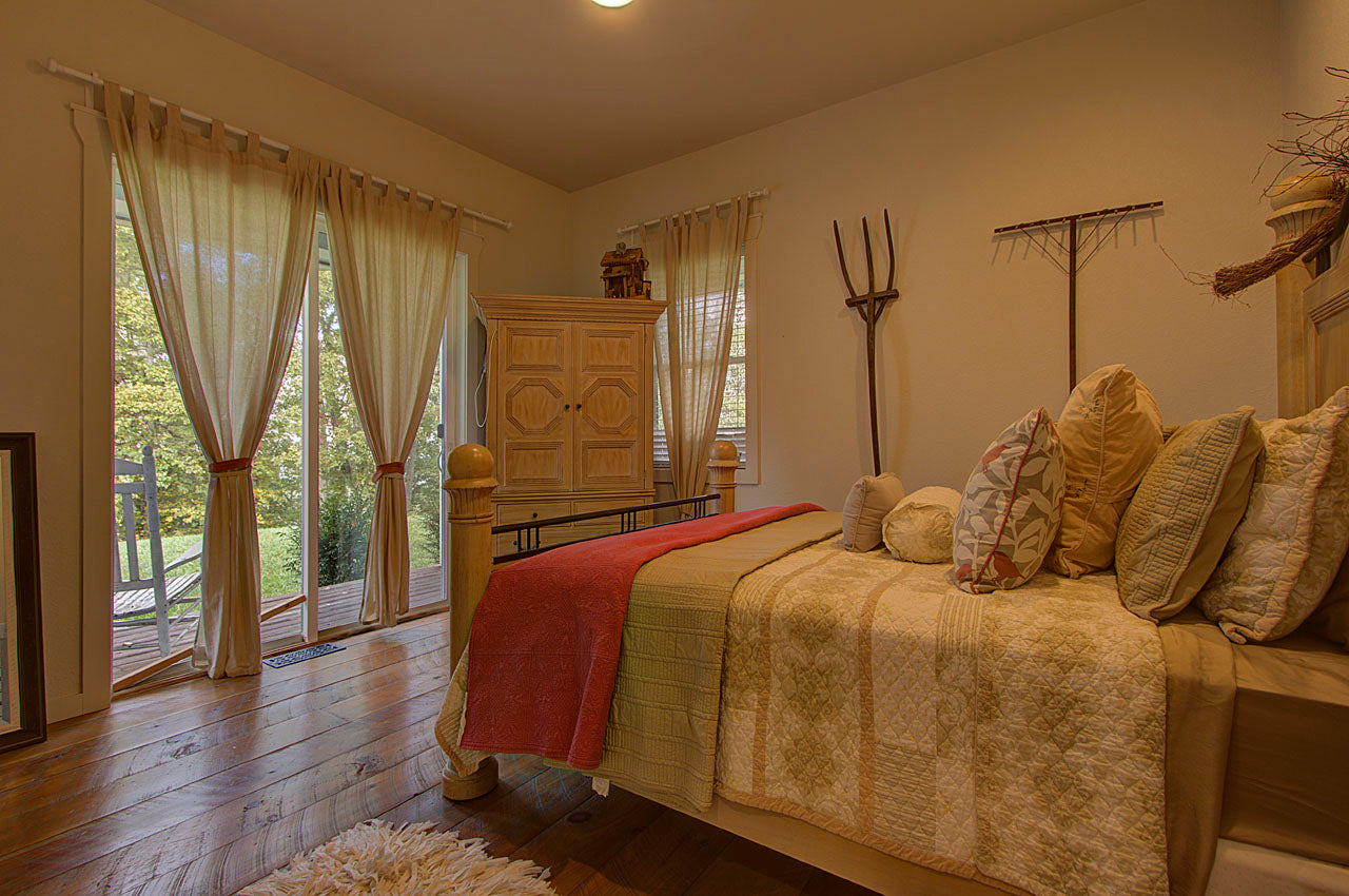 4 Days & 3 Nights All-Inclusive Yoga, Hiking, Spa & Meditation Retreat for Women