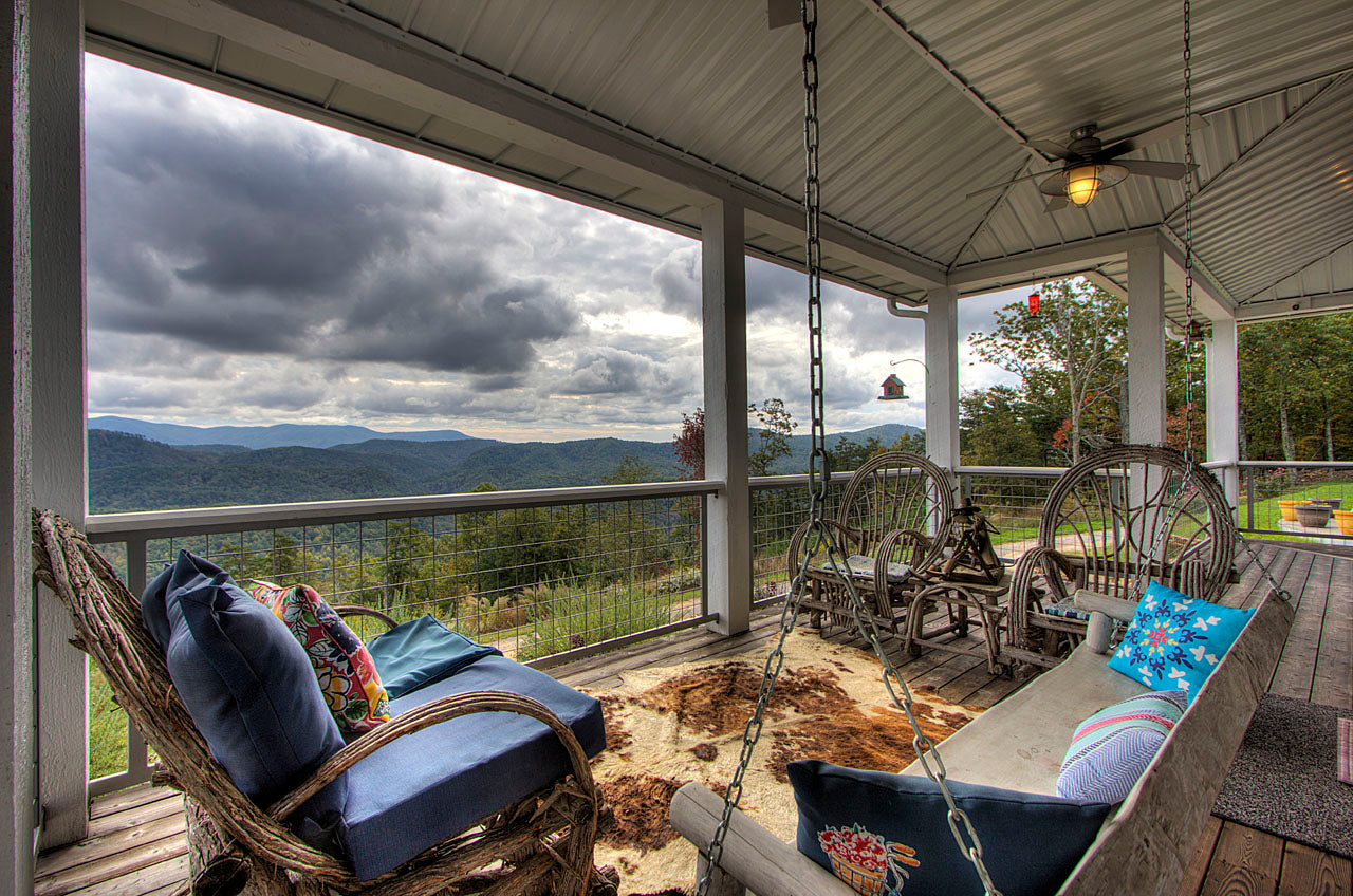 4 Days & 3 Nights All-Inclusive Yoga, Hiking, Spa & Meditation Retreat for Women